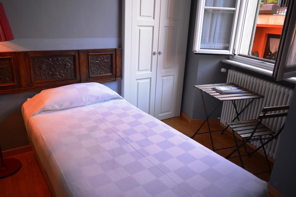 Albergo Bologna Varese Bagian luar foto
