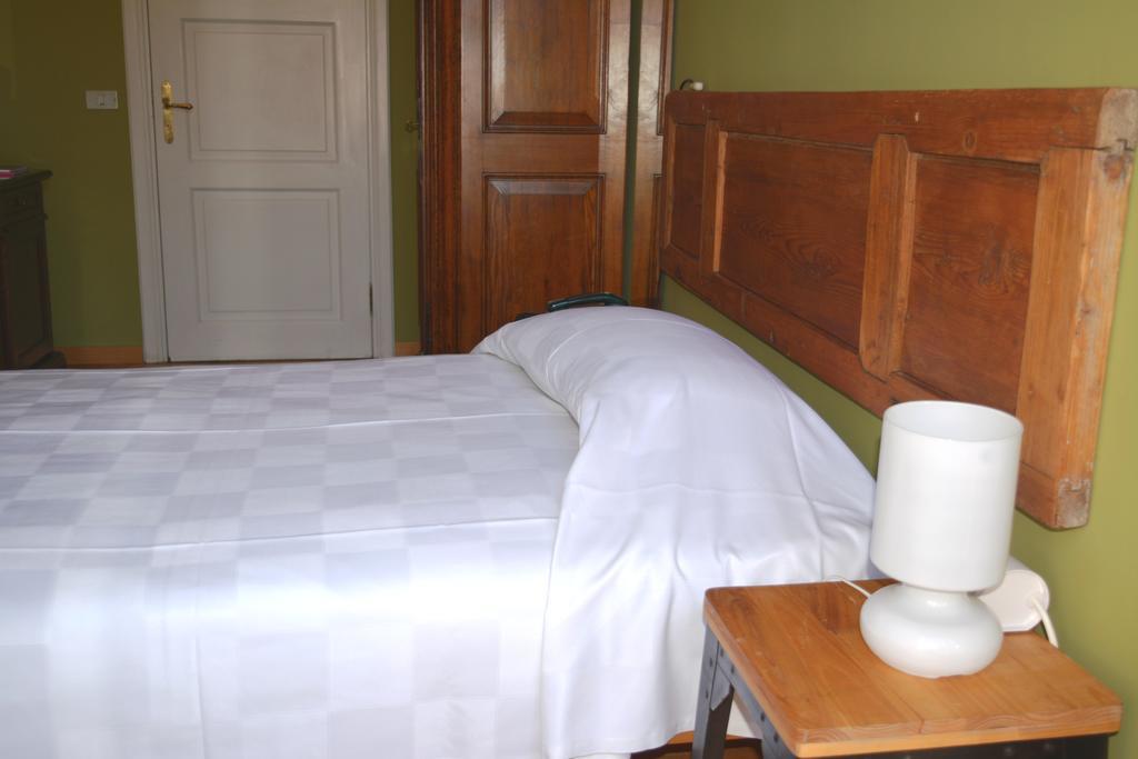 Albergo Bologna Varese Bagian luar foto