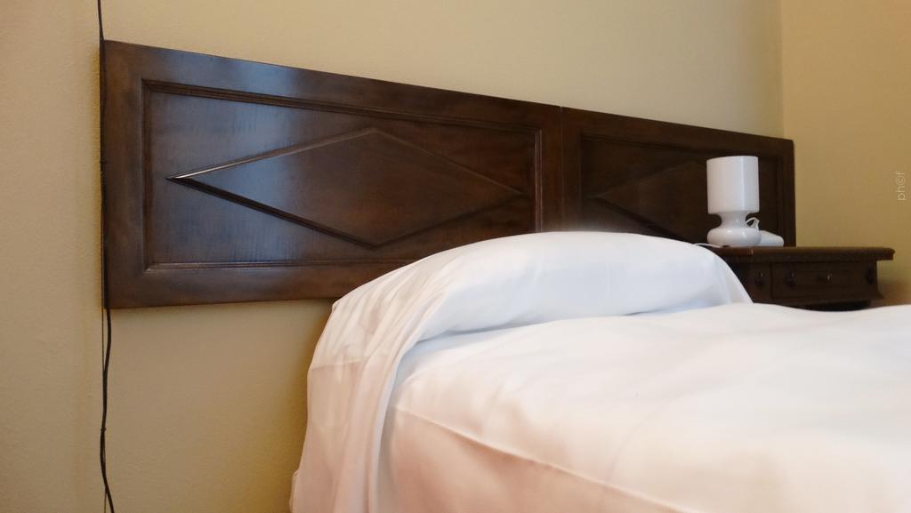 Albergo Bologna Varese Bagian luar foto